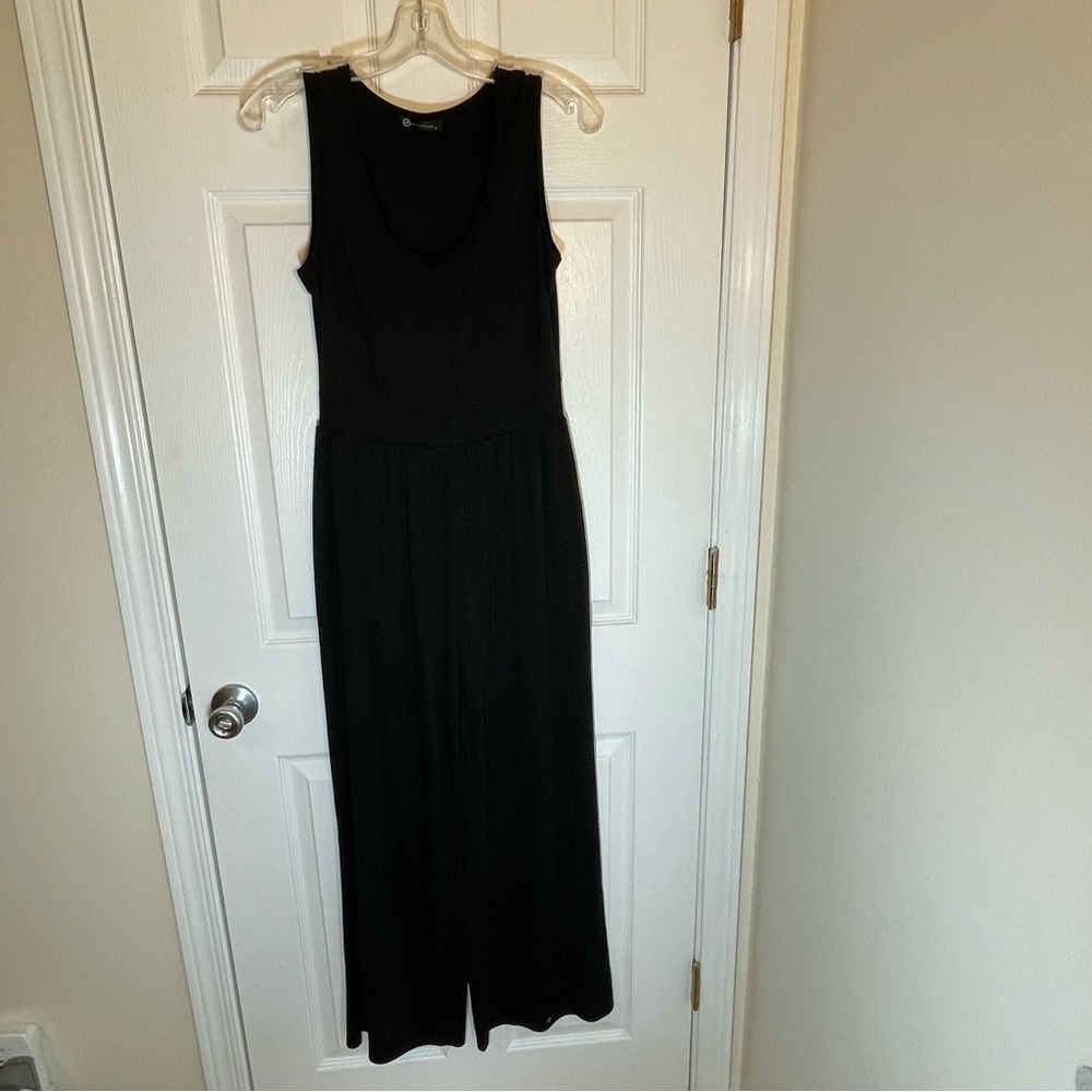 Pretty Garden Black Sleeveless Wide-Leg Jumpsuit – Women’s Small, Casual Chic